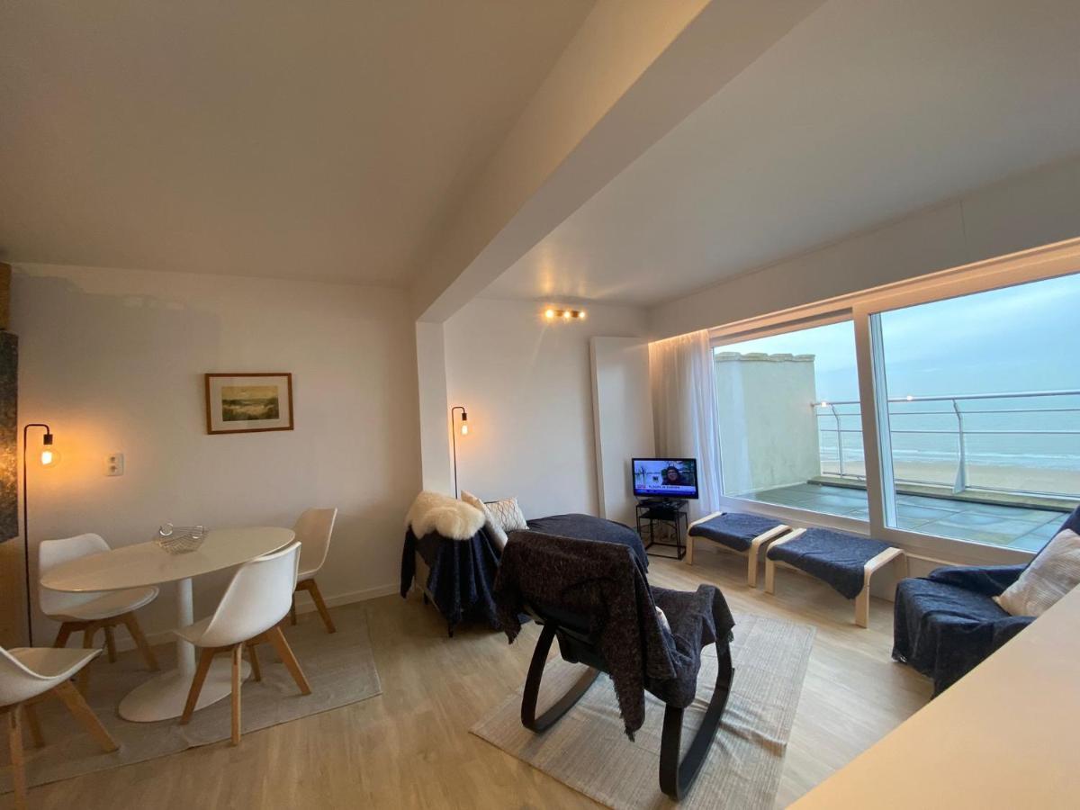 웬두이니 Penthouse On The Belgian Coast With Sea & Landscape Views 아파트 외부 사진
