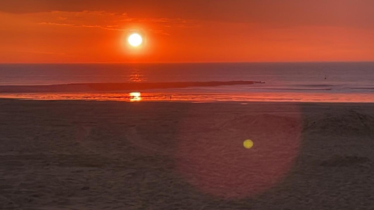 웬두이니 Penthouse On The Belgian Coast With Sea & Landscape Views 아파트 외부 사진
