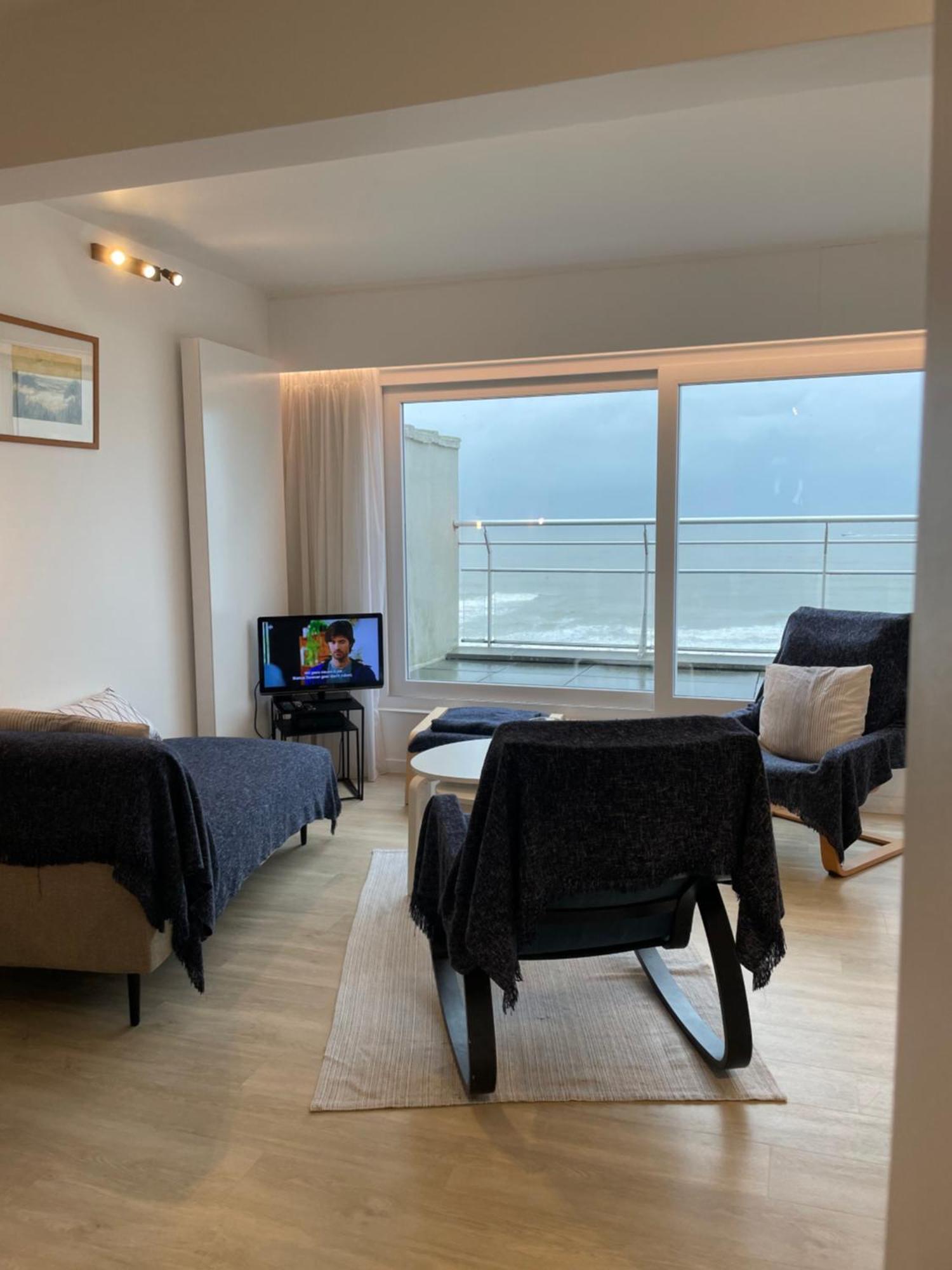웬두이니 Penthouse On The Belgian Coast With Sea & Landscape Views 아파트 외부 사진