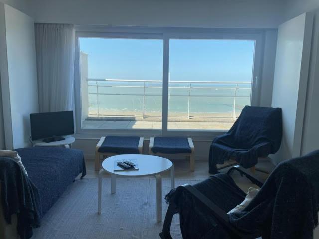 웬두이니 Penthouse On The Belgian Coast With Sea & Landscape Views 아파트 외부 사진